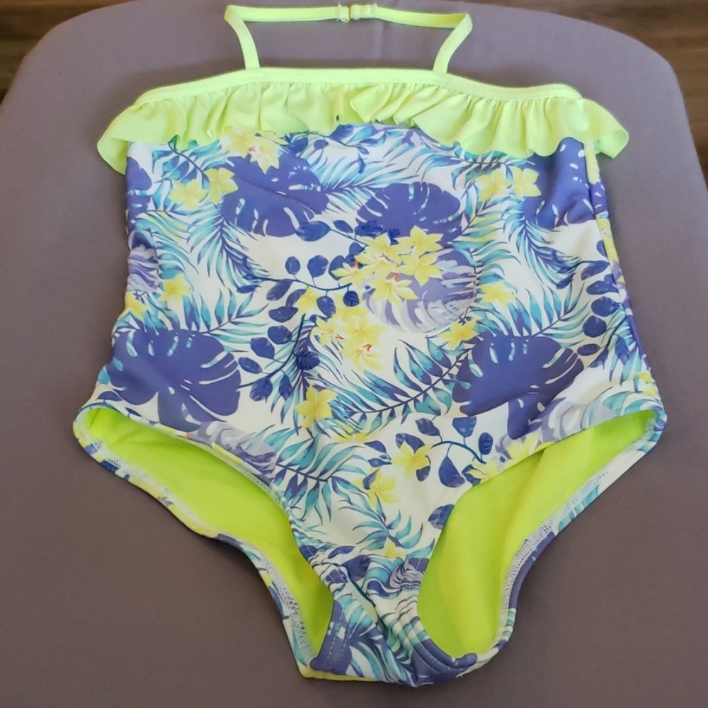 One piece swimsuit